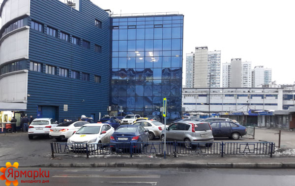 Торговый центр (пр-т Вернадского, 86Б, стр.1)
